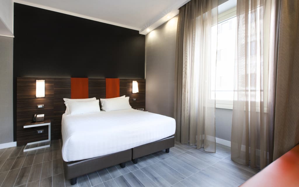 Hotel The Republic Hotel - photo 23