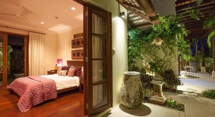 The Hideaway Suites Boutique Guesthouse - photo 36
