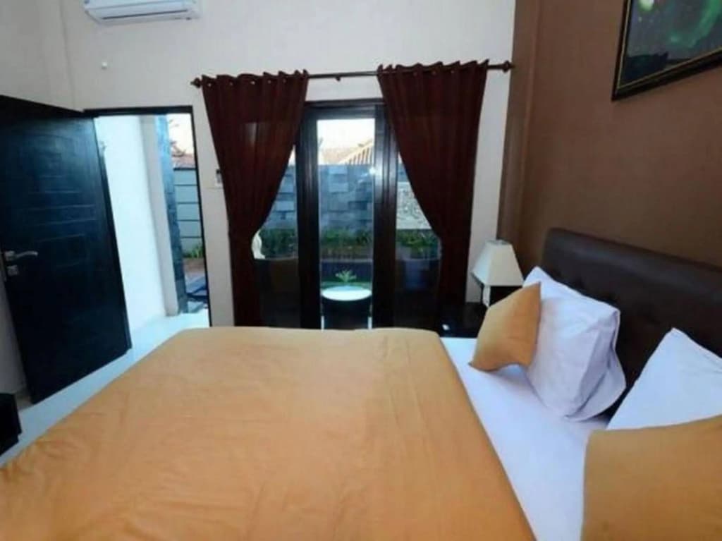 Griya Mesesari Premium Guest House - photo 2