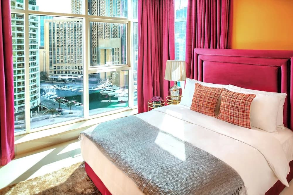 Luxury Staycation - Continental Tower - photo 15