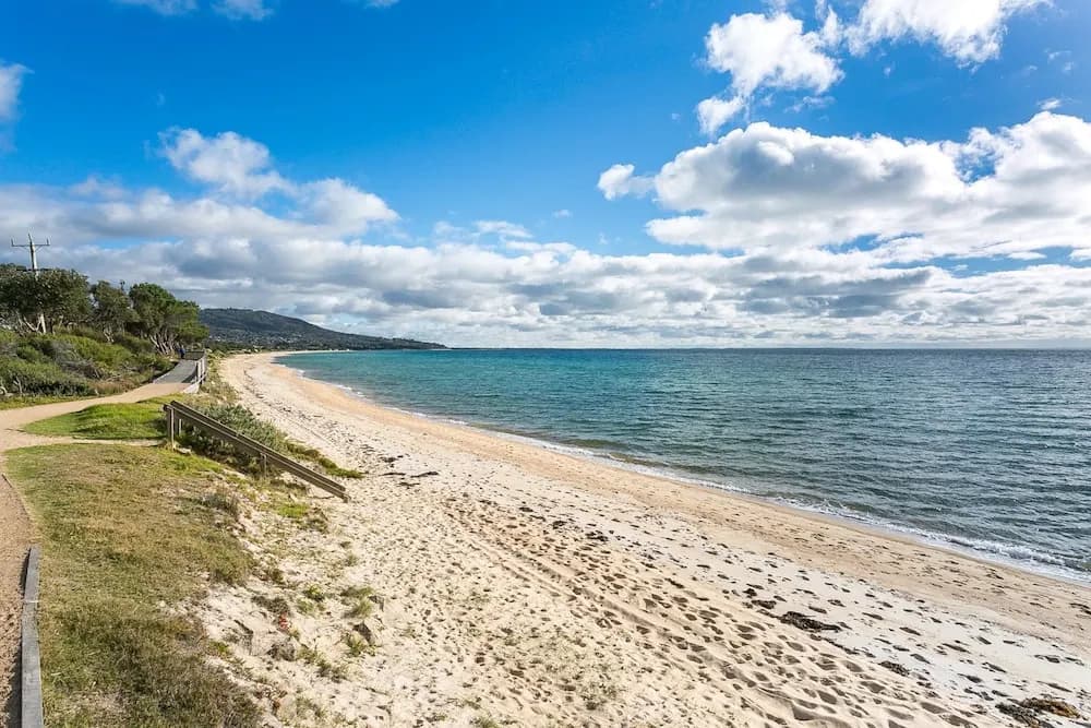 Beach Front Beauty - photo 11