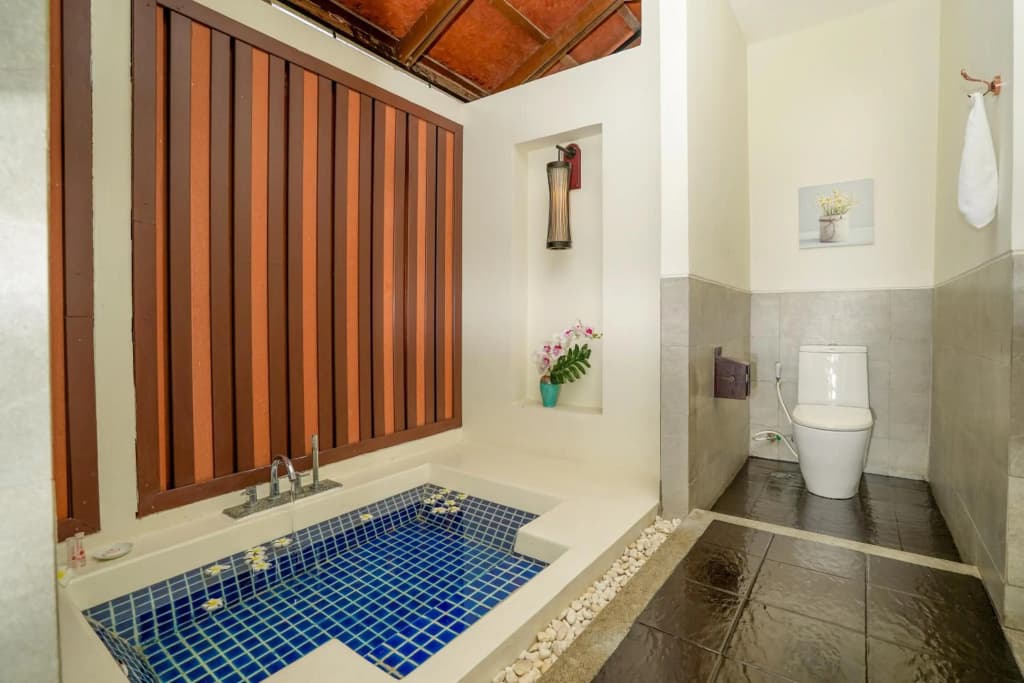 The Briza Beach Resort, Samui - photo 40