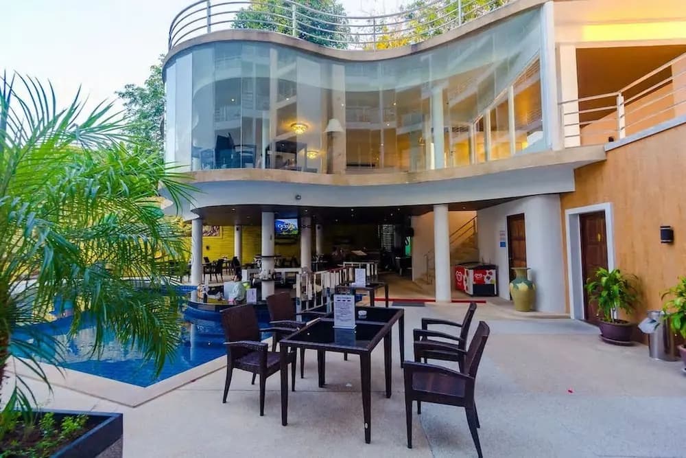 Beststayinphuket Poolview - photo 29