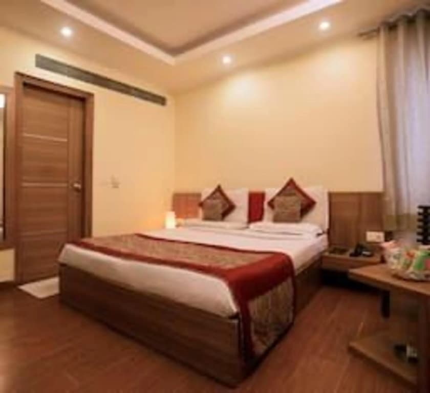 The Pearl Karol Bagh by Treebo - photo 1