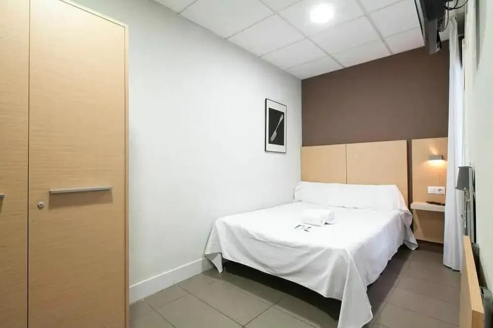 DingDong Putxet Hotel - photo 6