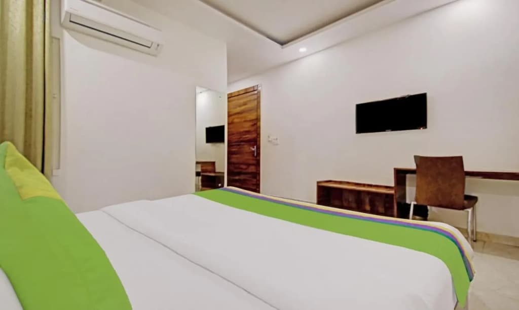 Treebo Trend Anvi Hotels Mahipalpur - photo 7