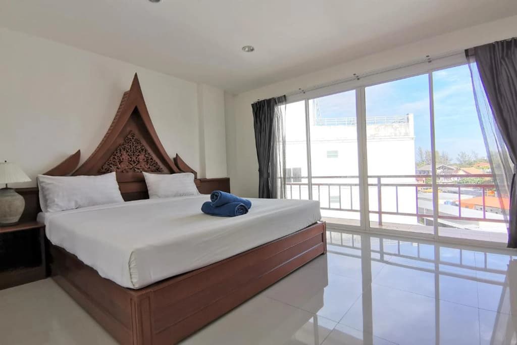 Sure Guesthouse - photo 17