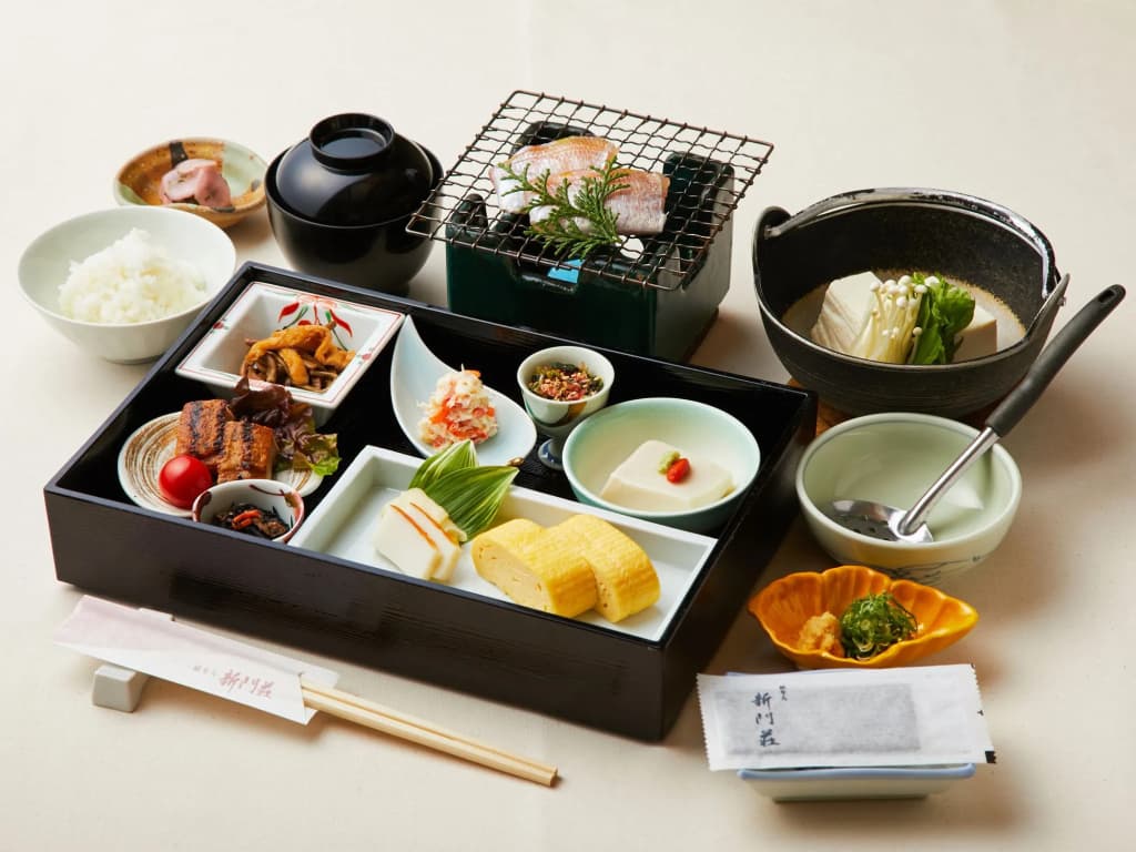 Gion Shinmonso - photo 11