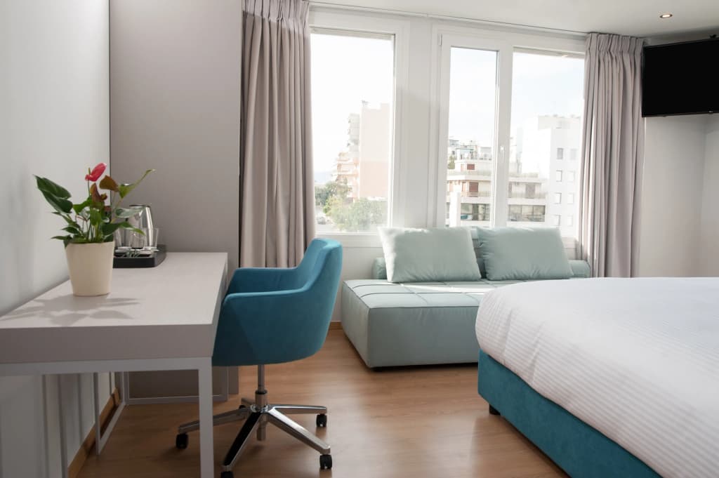 Athenaeum Smart Hotel - photo 6