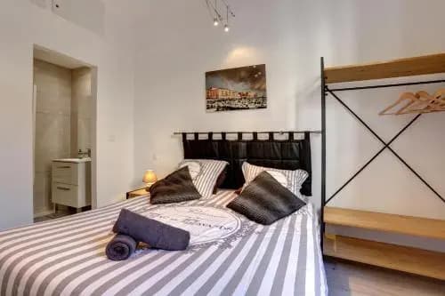 Great Flat in the Old Town Up To 4 - photo 5