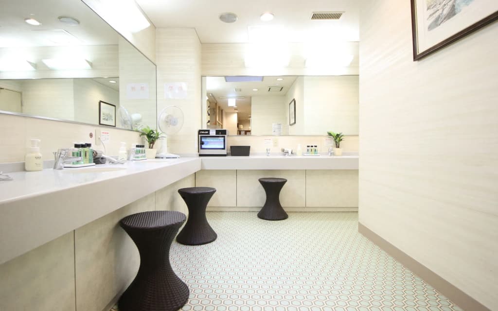 Hotel Claiton Shin-Osaka - photo 2