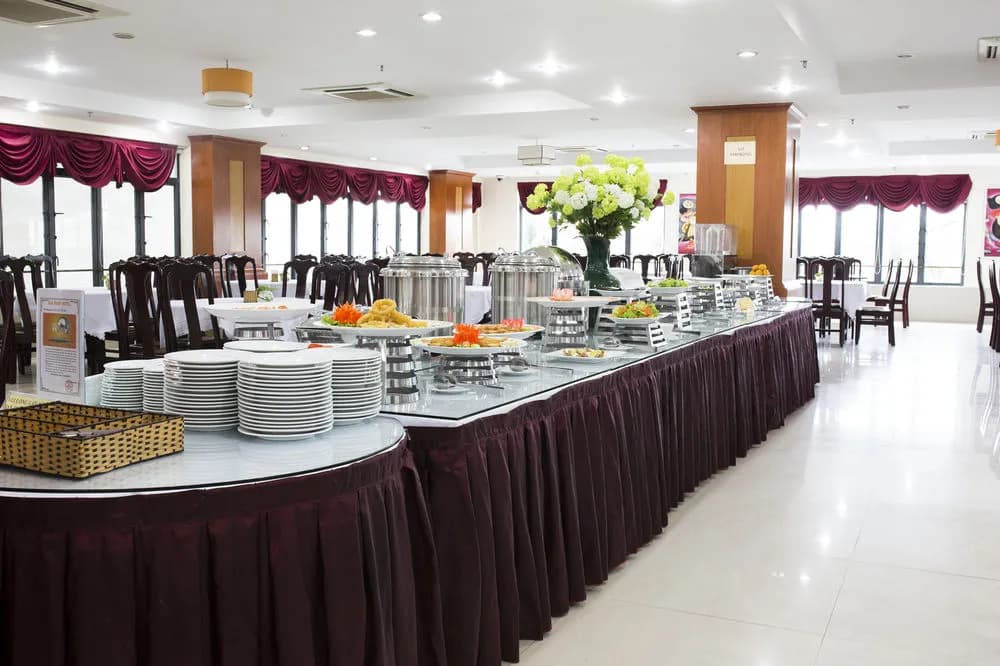 Seafront Hotel Da Nang - photo 25