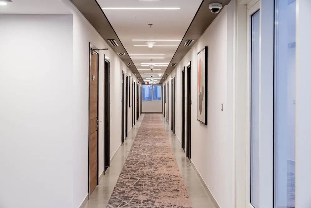 Resivation Hotel - photo 16