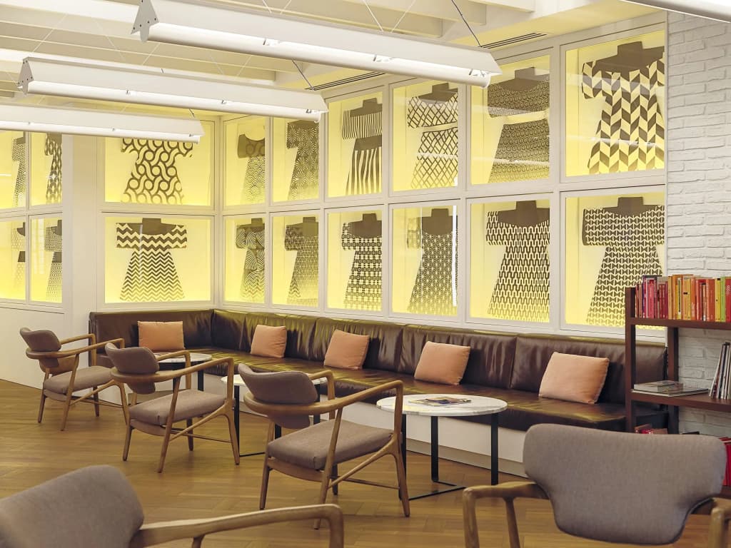 H10 Universitat Hotel - photo 12