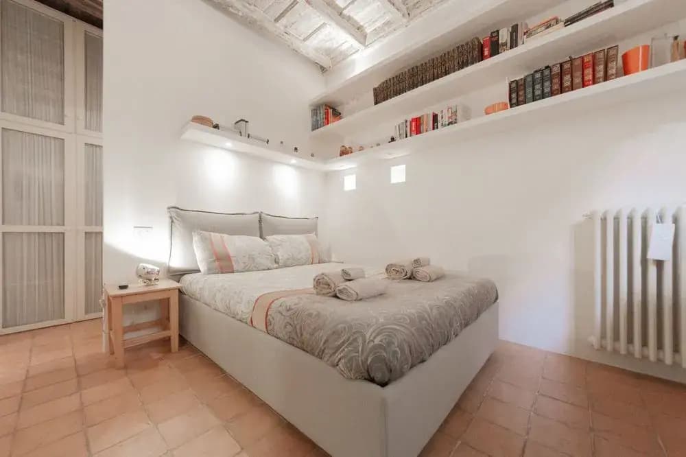 Gonfalone Apartment - photo 2