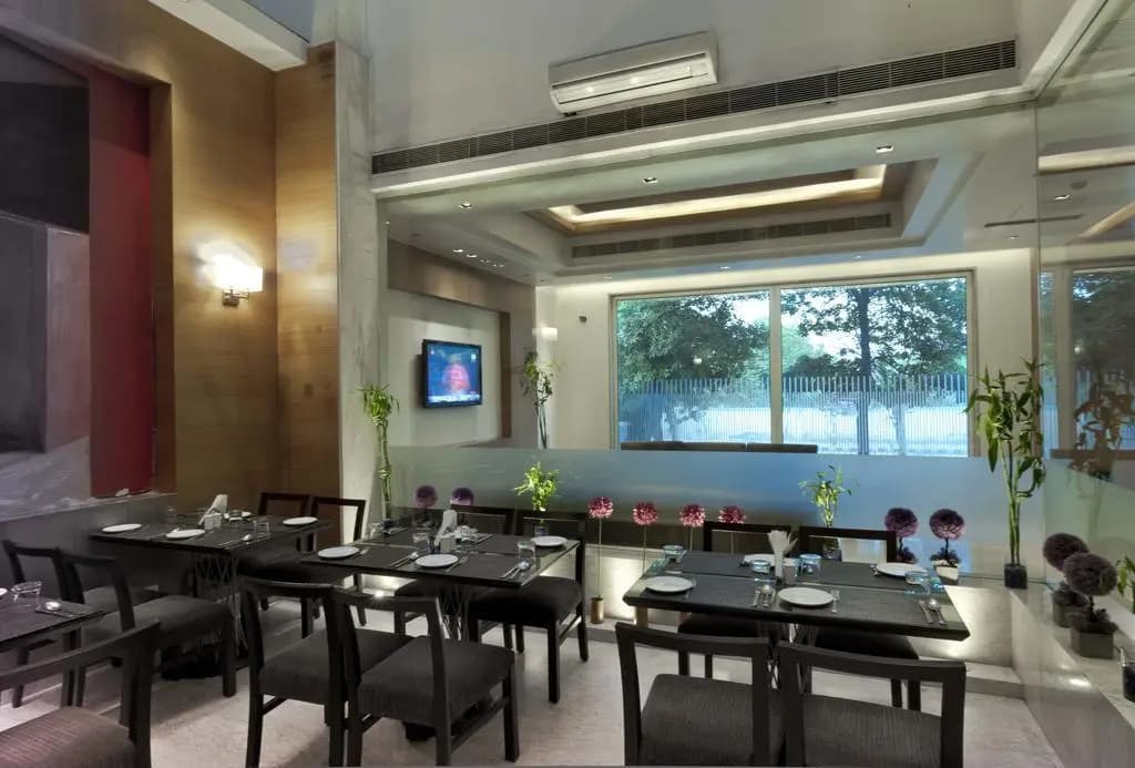 Hotel Saket 27 - photo 18