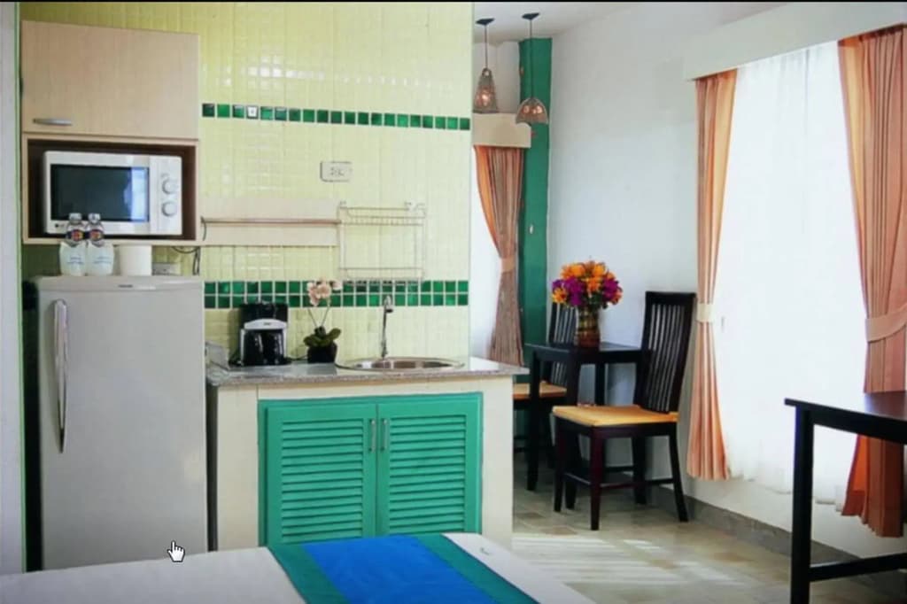Nava Boutique Guesthouse - photo 12