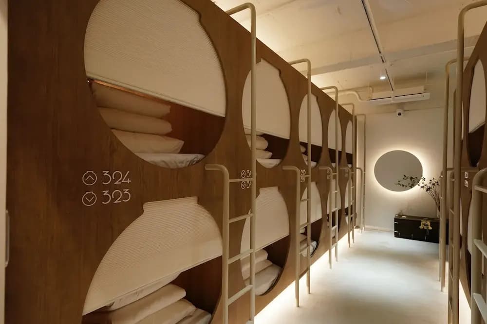 D.A.L Premium Capsule Hotel - photo 10