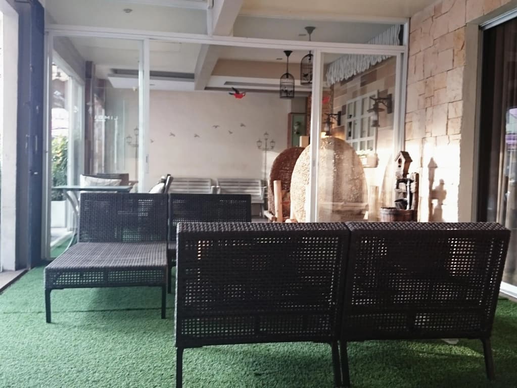 Limburi Hometel - photo 8