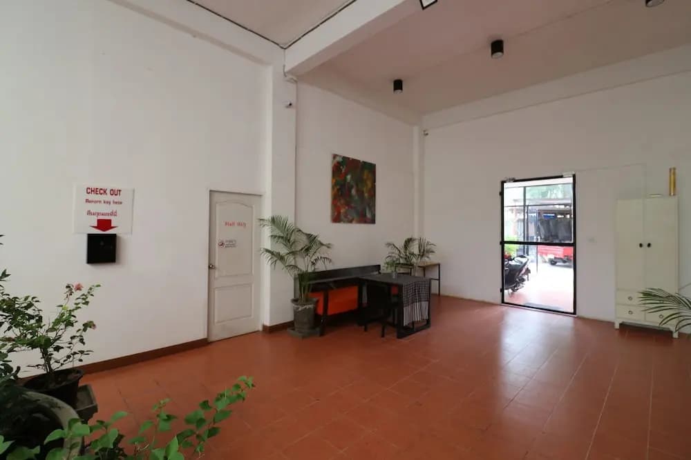 GO INN Thaphae - photo 13