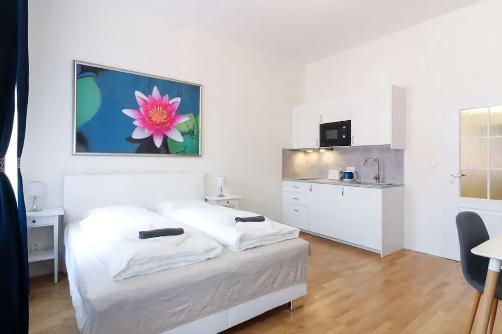 Bouquet Apartments - photo 6