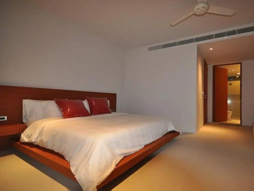 Patong Beach House - photo 3