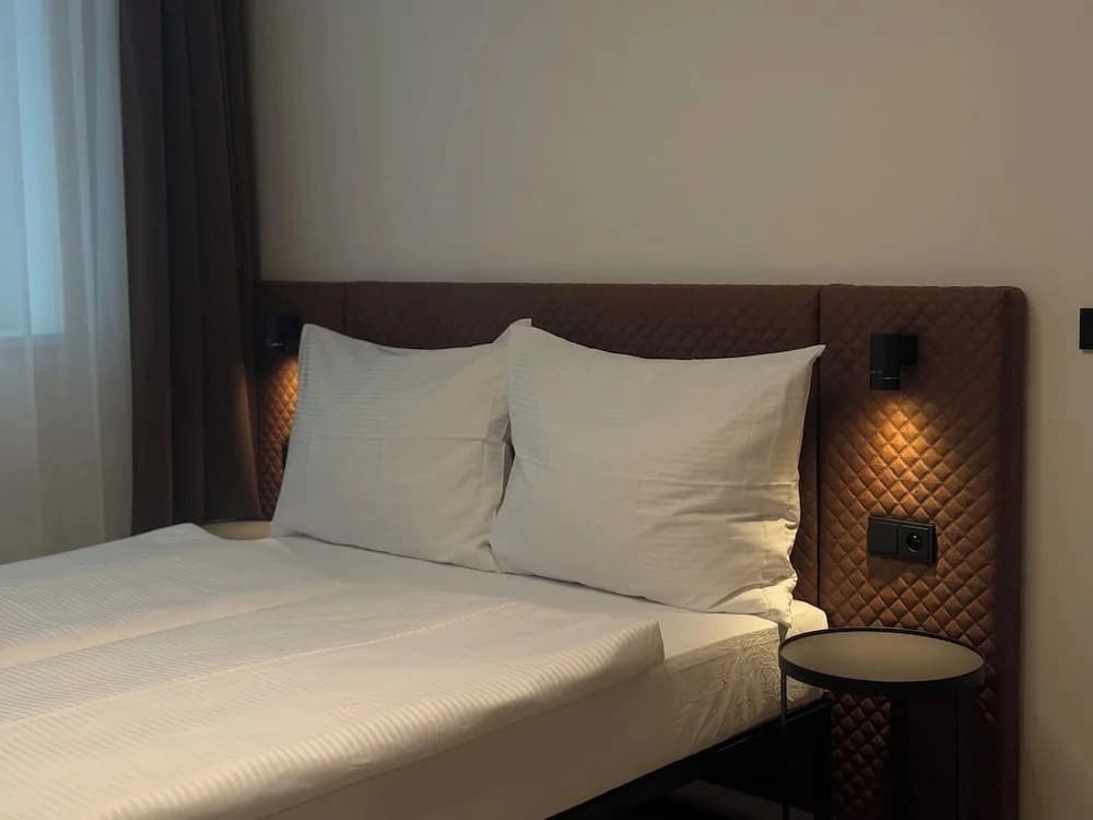 Factory Suites - photo 1