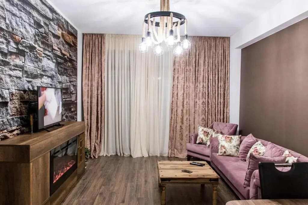 Tbilisi M2 Apartment - photo 1