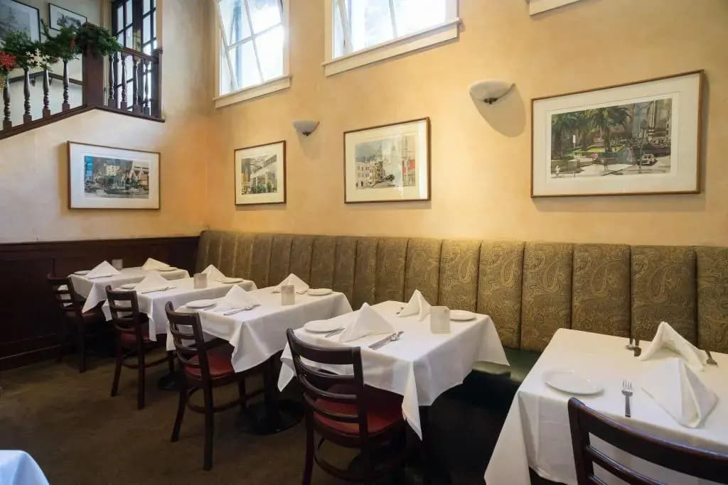 The Andrews Hotel - photo 16