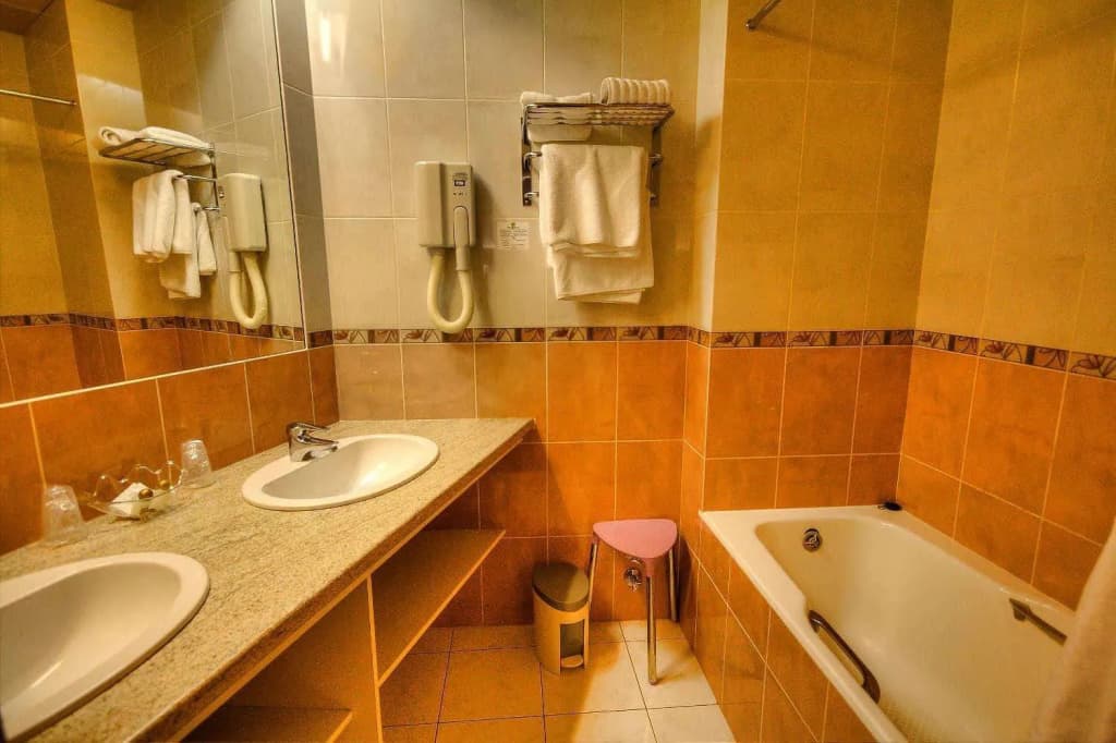 Hôtel des Trois Gares - photo 25