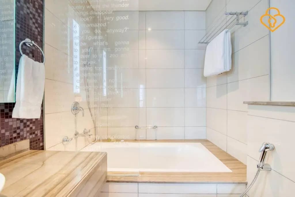 Keysplease 5* 2 B/R Apt, Damac Paramount Residence - photo 8