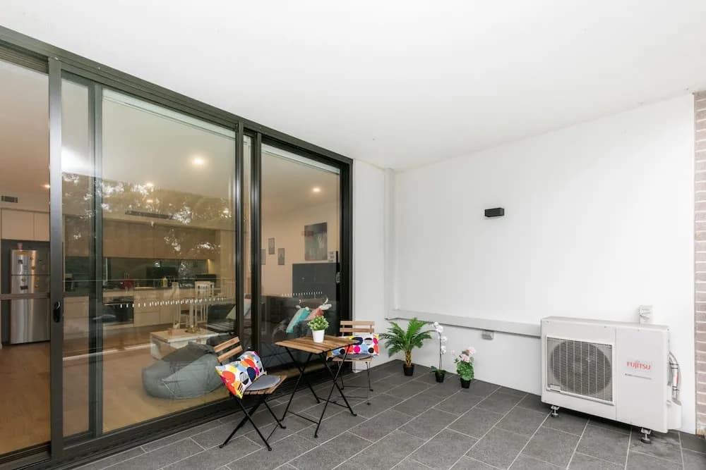 Spacious Bright Apartment - photo 7