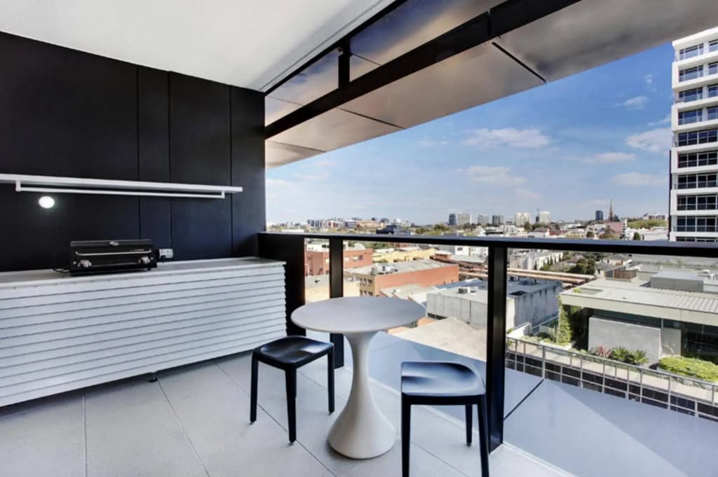 Corporate Keys- Lilli Apartments - photo 5