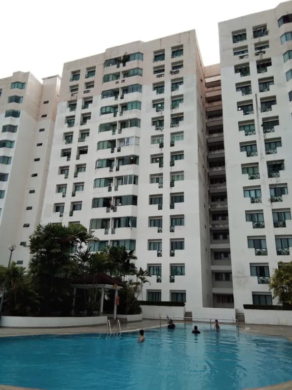 Likas Deluxe 3 Bedroom Apartment - photo 10