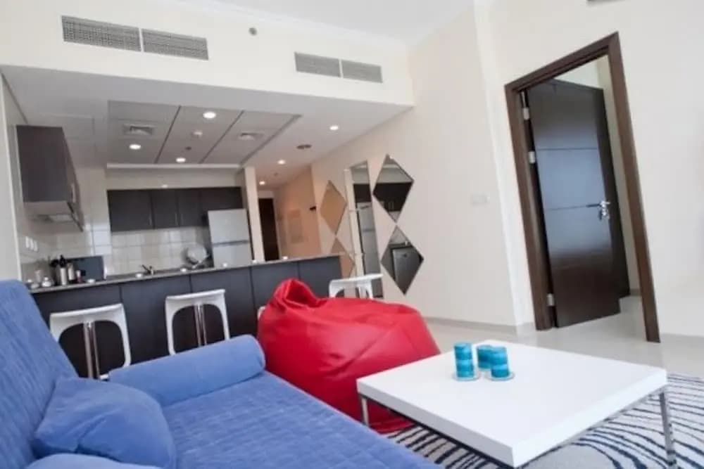 1BR Dubai Marina Princes Tower - photo 2