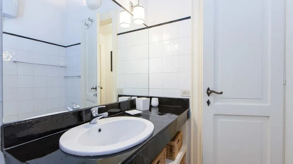 Pantheon Apartments - photo 32