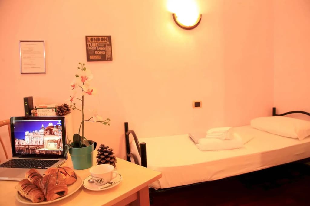 Nika Hostel - photo 9