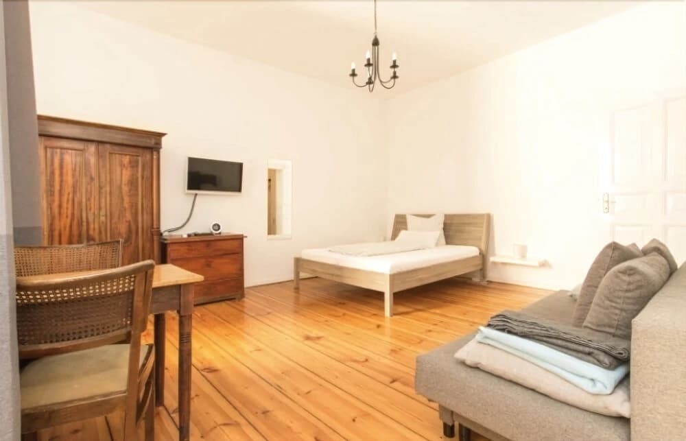 Sleep Like Home Apartments - photo 11
