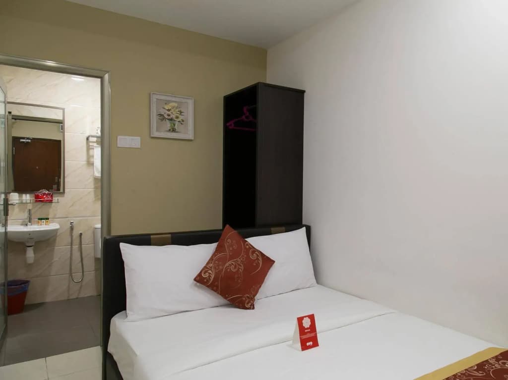 Global Inn Hotel - photo 6