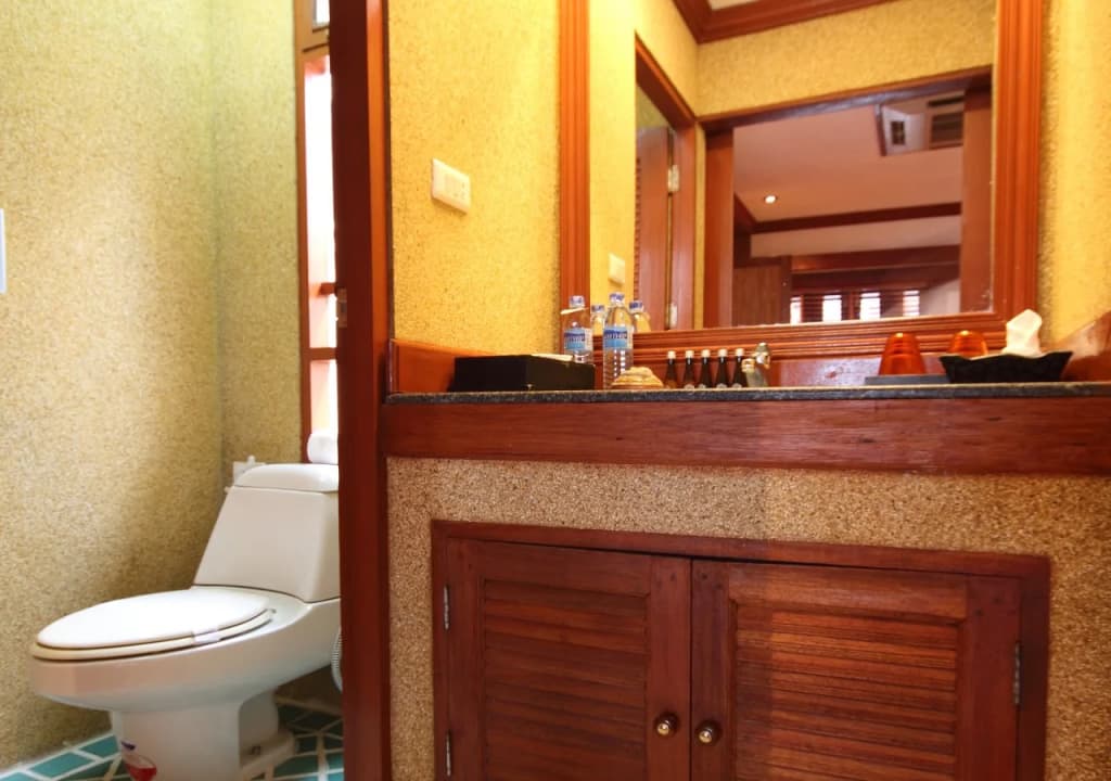 Pao Jin Poon Beach Front Villa - photo 6