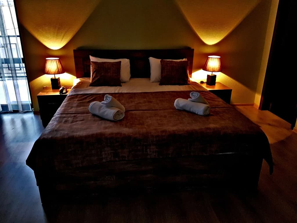 Hotel Holiday Villa - photo 1