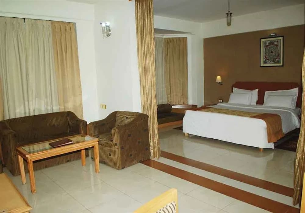 Dee Marks Hotel and Resorts - photo 3