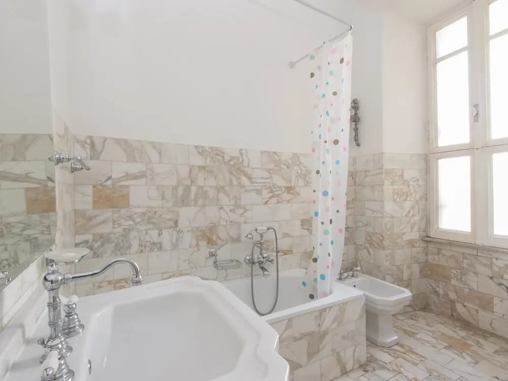 RSH Vatican Elegant Apartment - photo 12