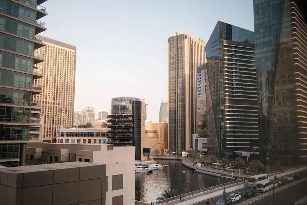 Chic 1BR Oasis in the Heart of Dubai Marina - photo 15