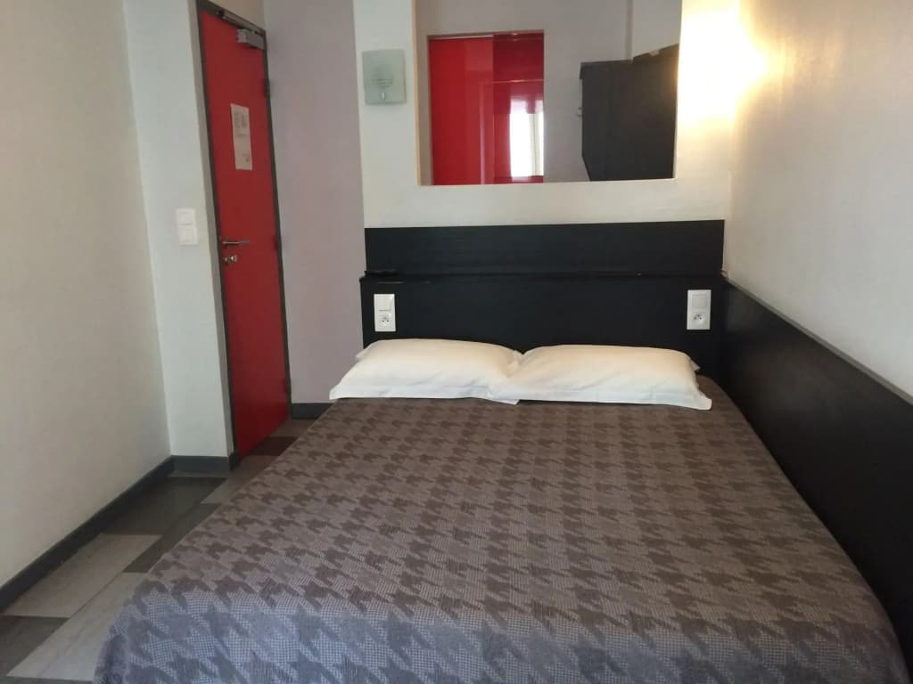 Hotel Mimosa - photo 36