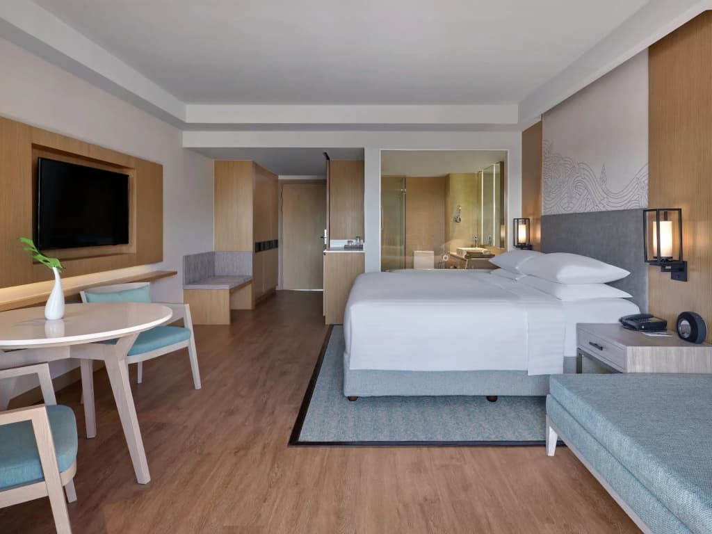 Phuket Marriott Resort & Spa, Merlin Beach - photo 6