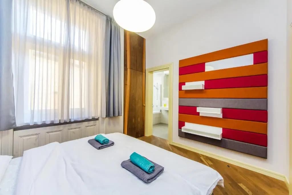 Bellevue Apartment - photo 1