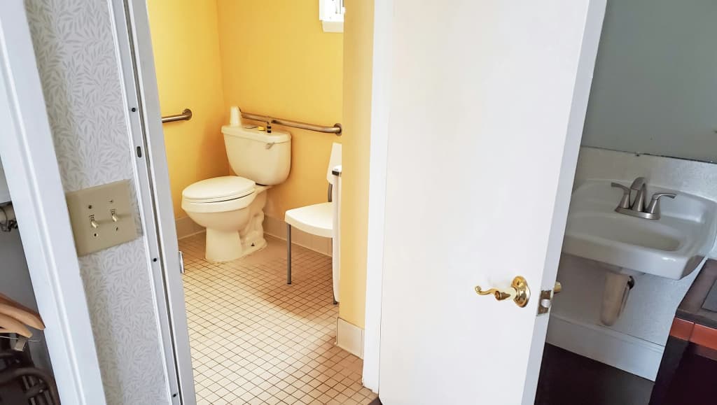 Pacific Heights Inn - photo 37