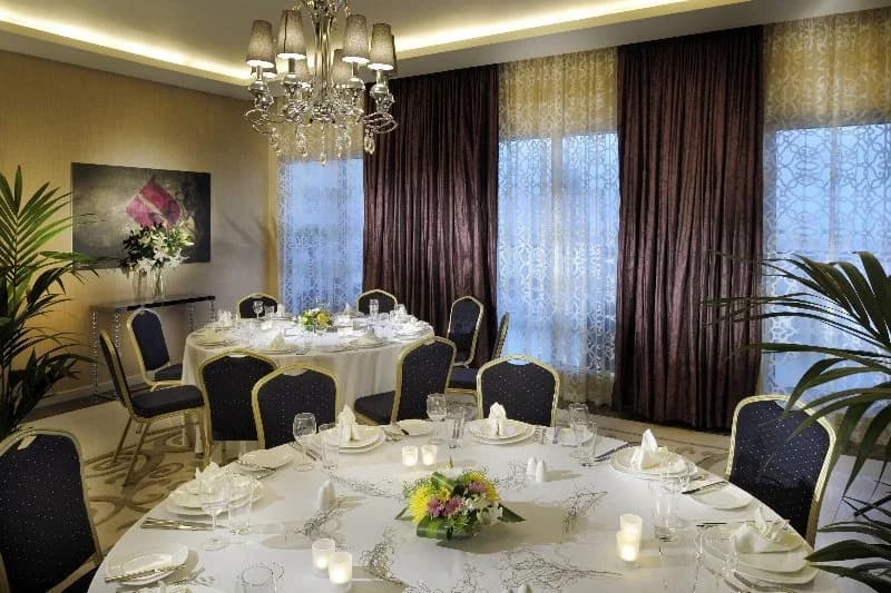 Wyndham Downtown Dubai Hotel - photo 11