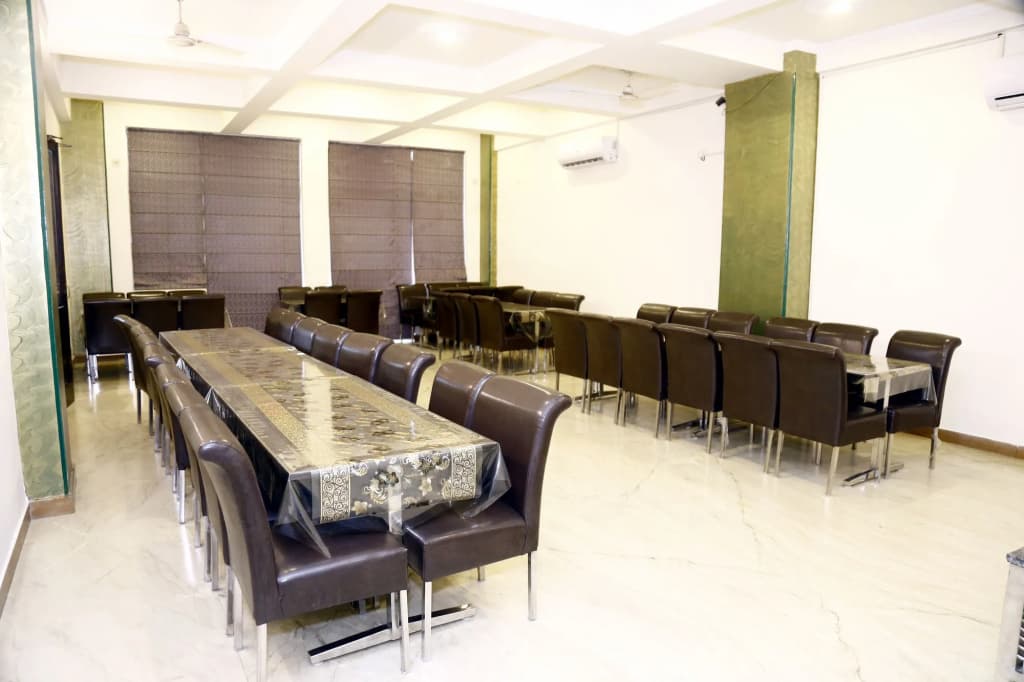 Hotel City Centre Inn New Delhi - photo 11